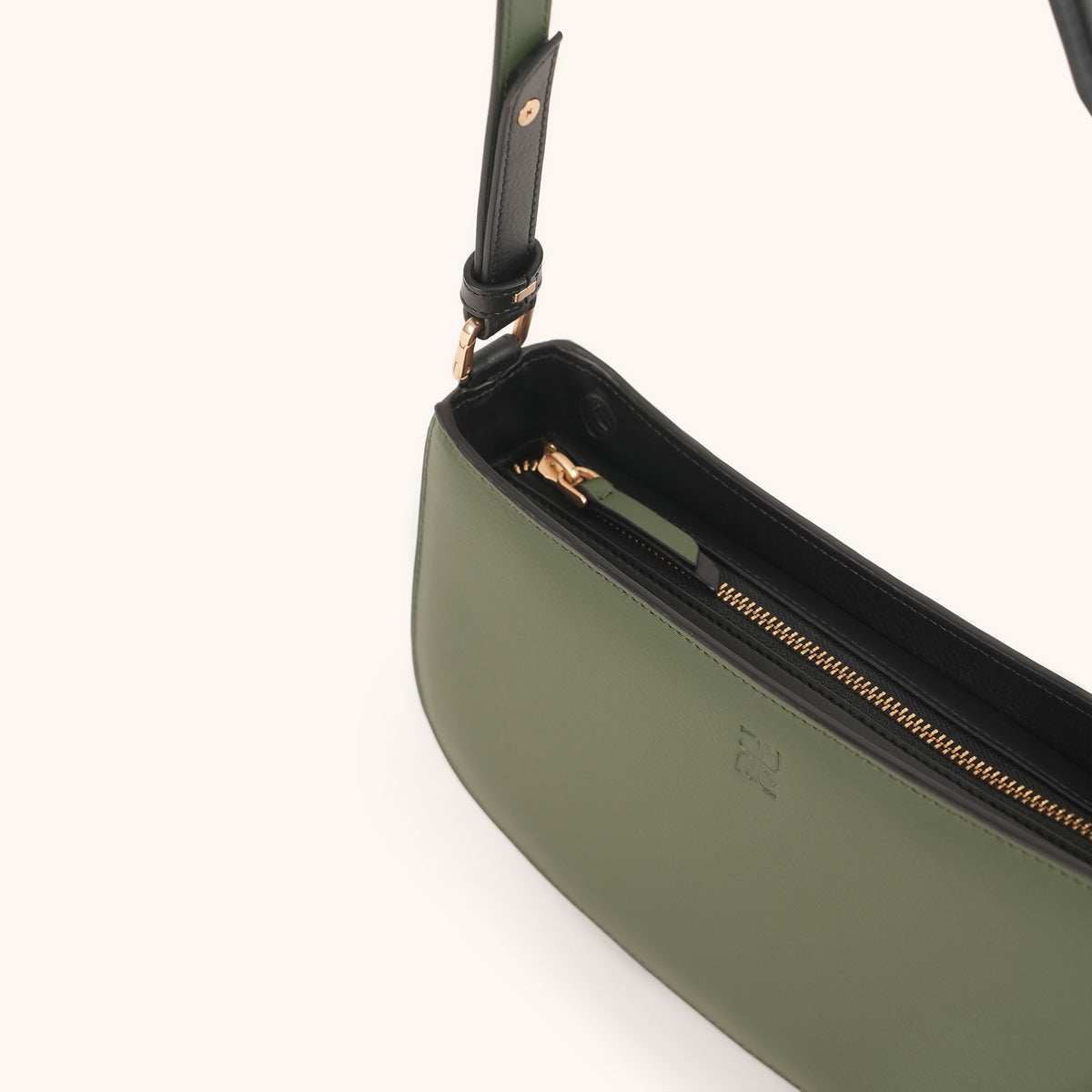 Maris - Black and Olive